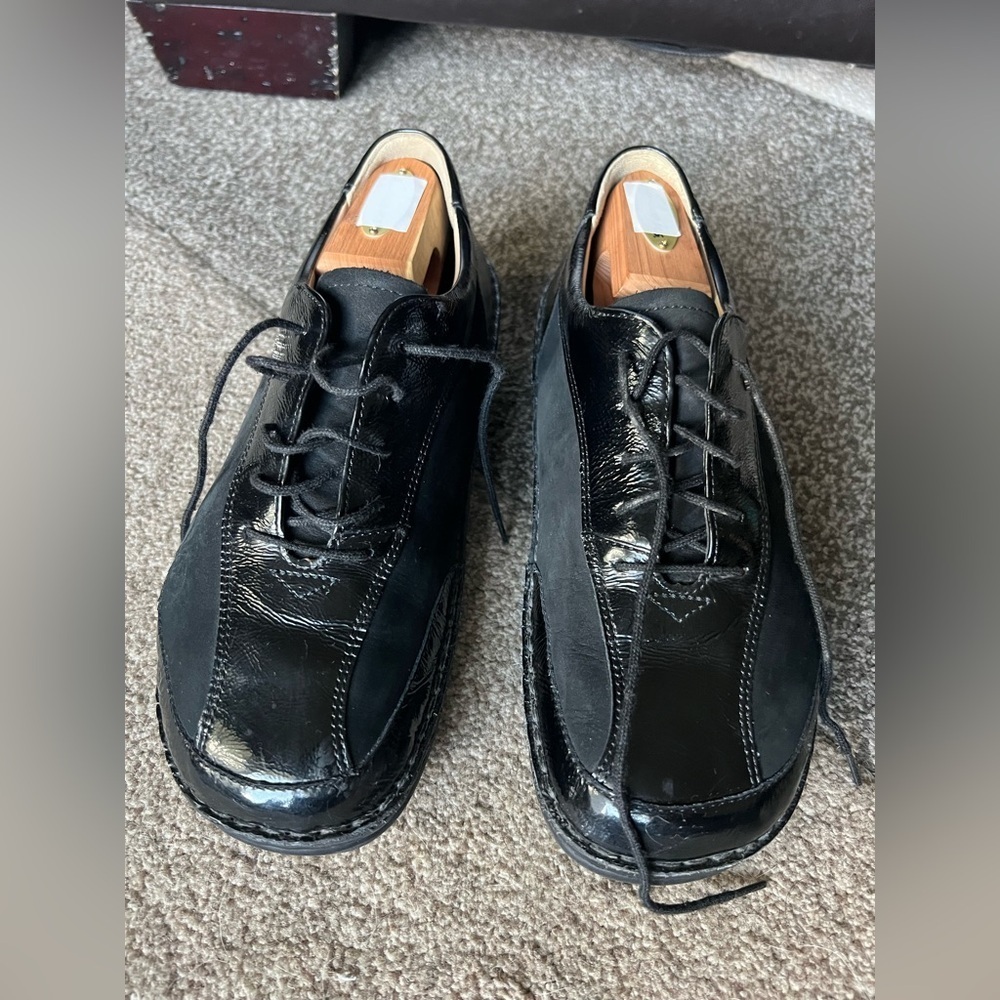 Finn Comfort Women's Black Patent Leather & Suede Hanoi Oxford Shoes - 40